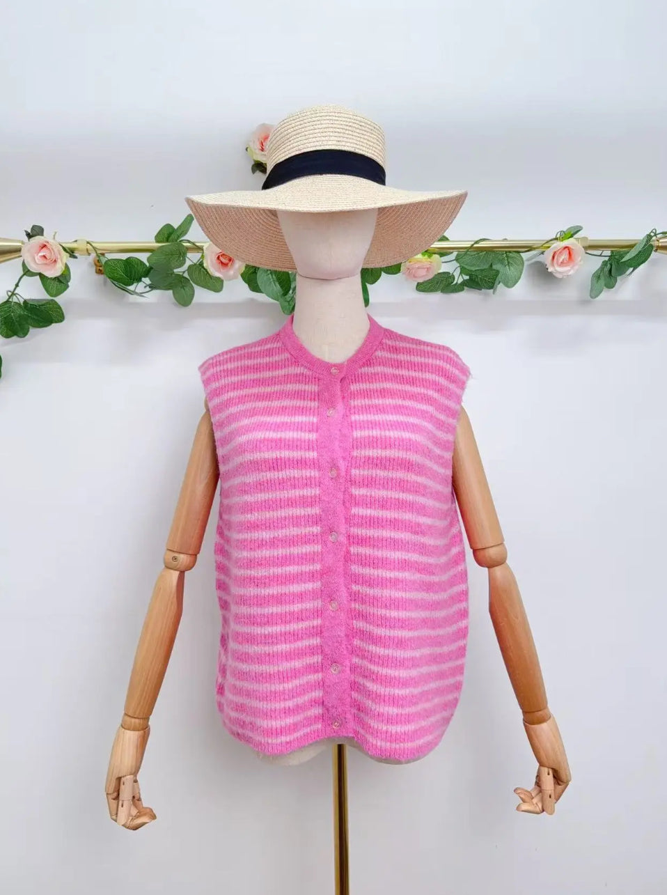 Gilet sans manche à rayures avec boutons
