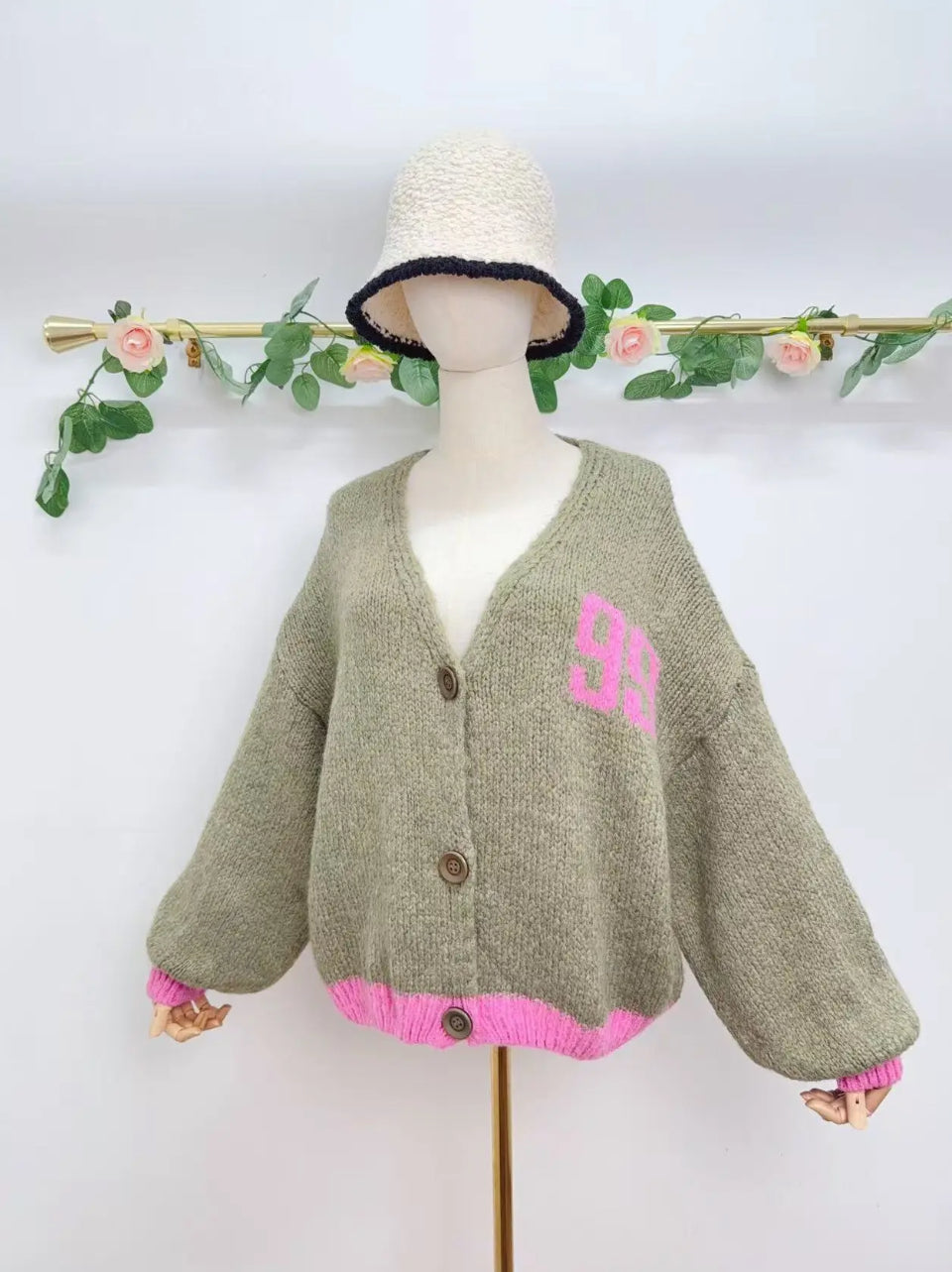Gilet à manches longues avec motifs et boutons