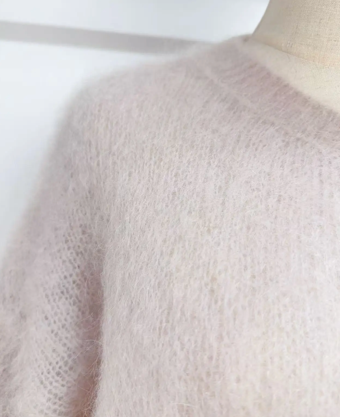 Gilet à manches longues avec boutons en kid mohair
