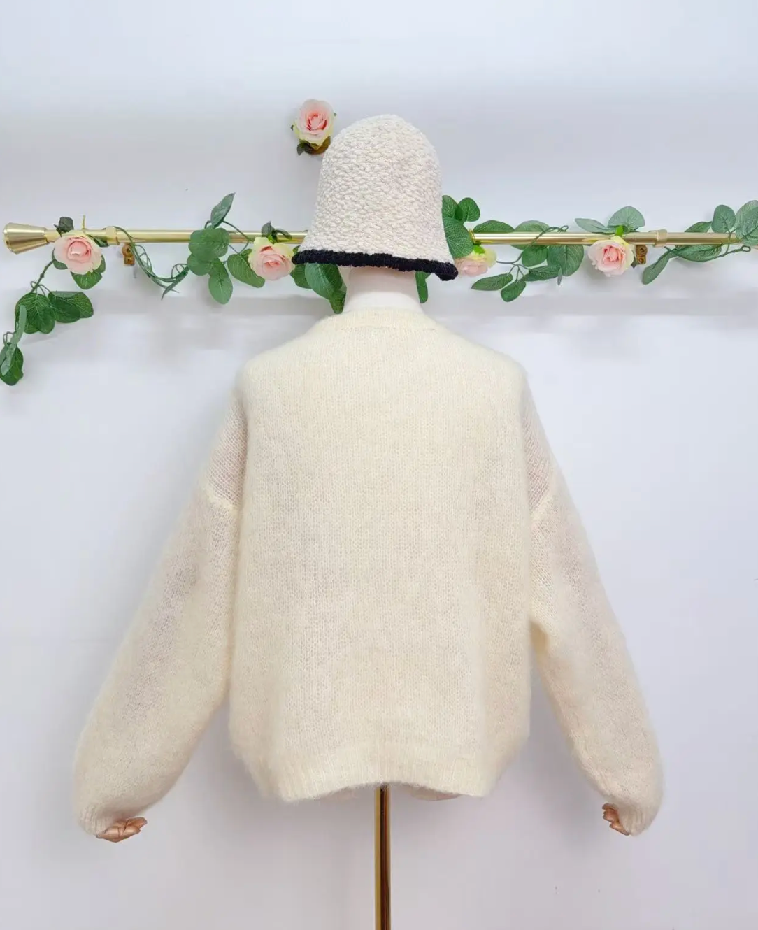 Gilet à manches longues avec boutons en kid mohair