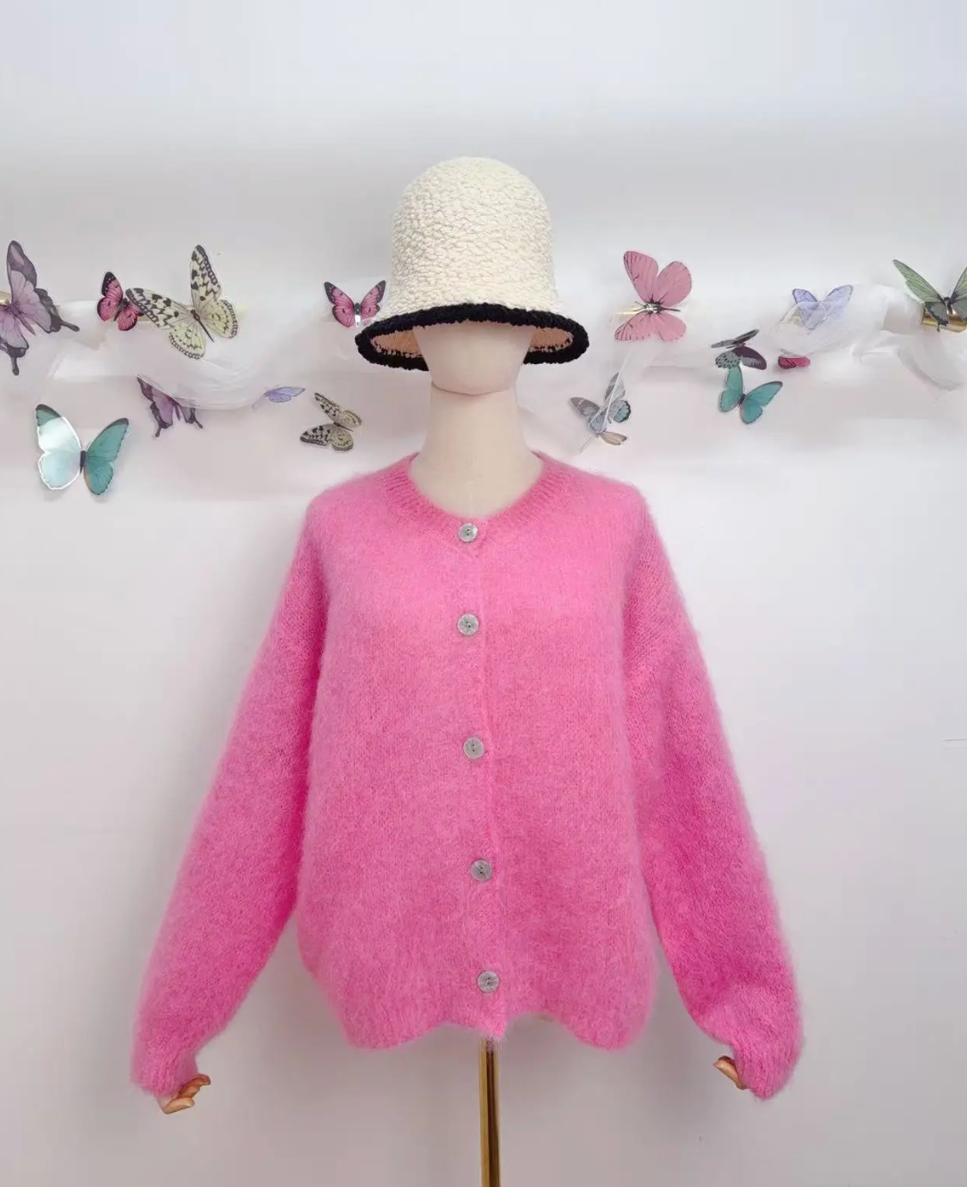 Gilet à manches longues avec boutons en kid mohair