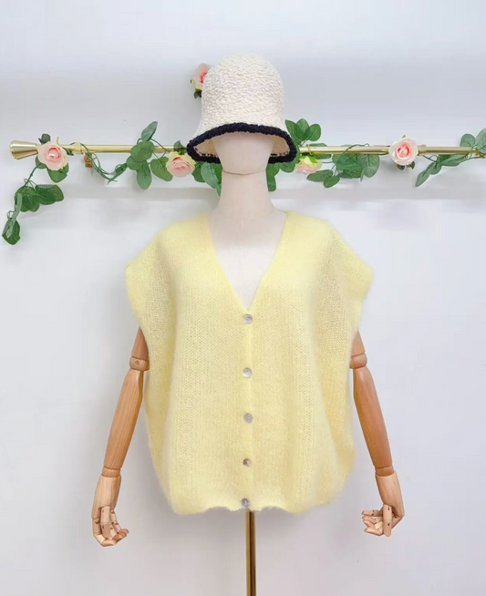Gilet sans manche avec boutons en kid mohair