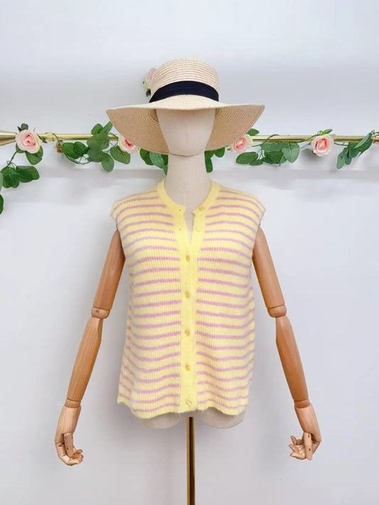 Gilet sans manche à rayures avec boutons