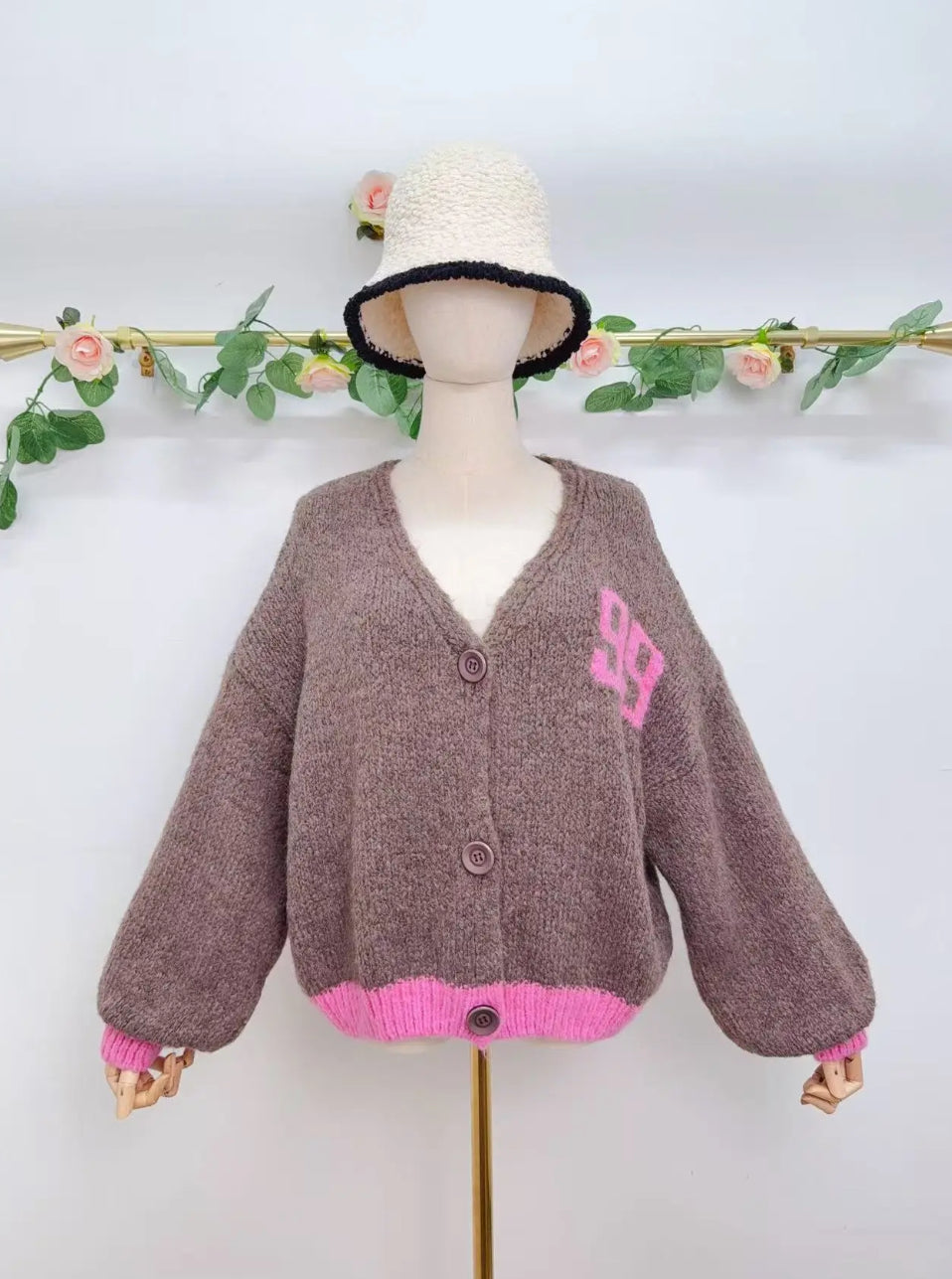 Gilet à manches longues avec motifs et boutons